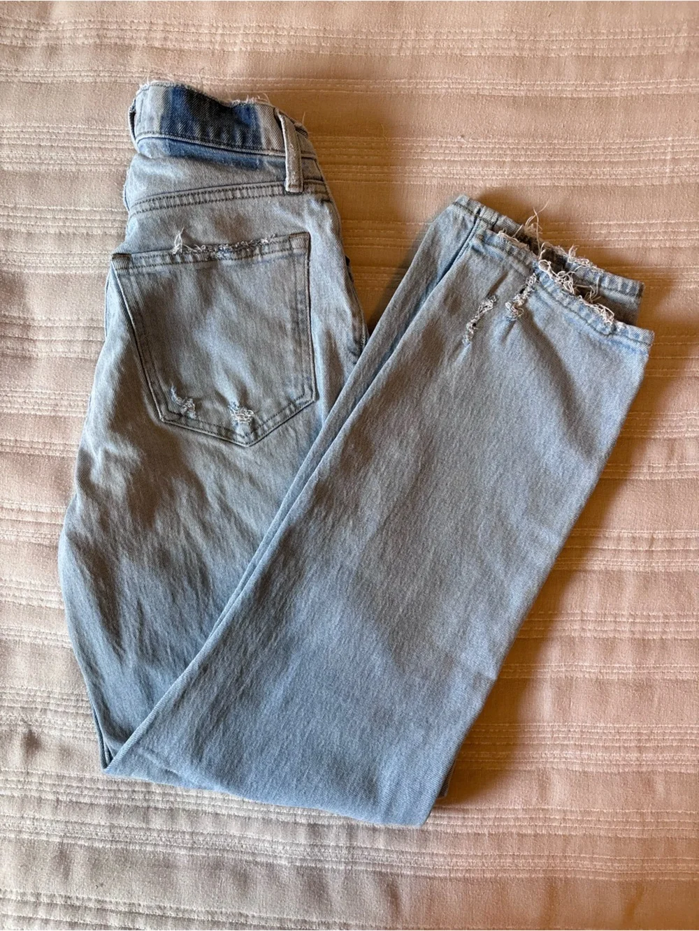 Abercrombie & Fitch Light Wash High-Rise Skinny Jeans - Picture 2 of 3